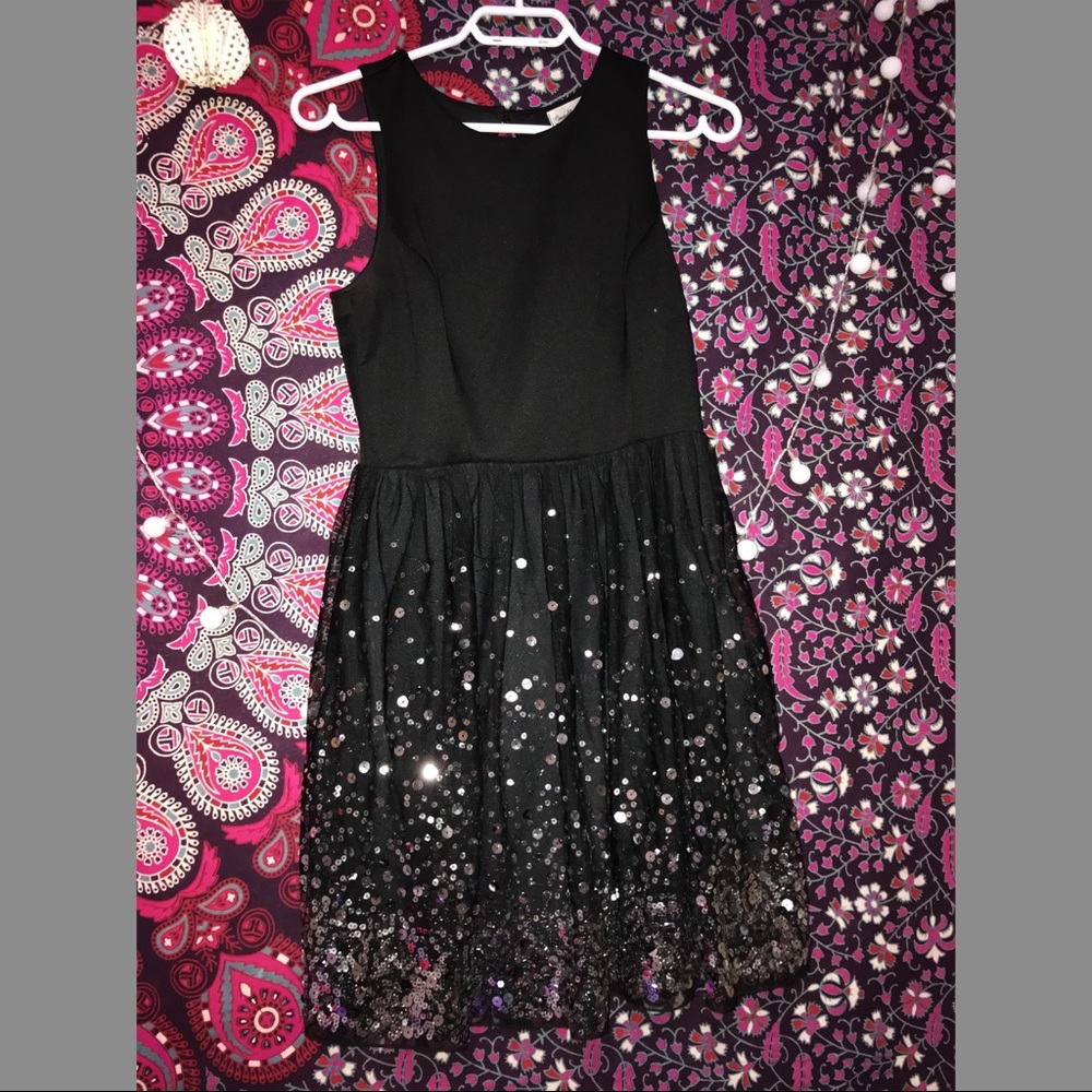 Emerald Sundae Sequined Dress